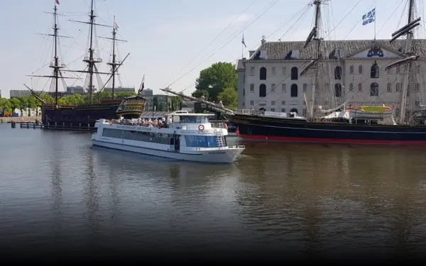 Amsterdam Skyline Cruise on Panorama Deck Boat - Hop On Hop Off Holland